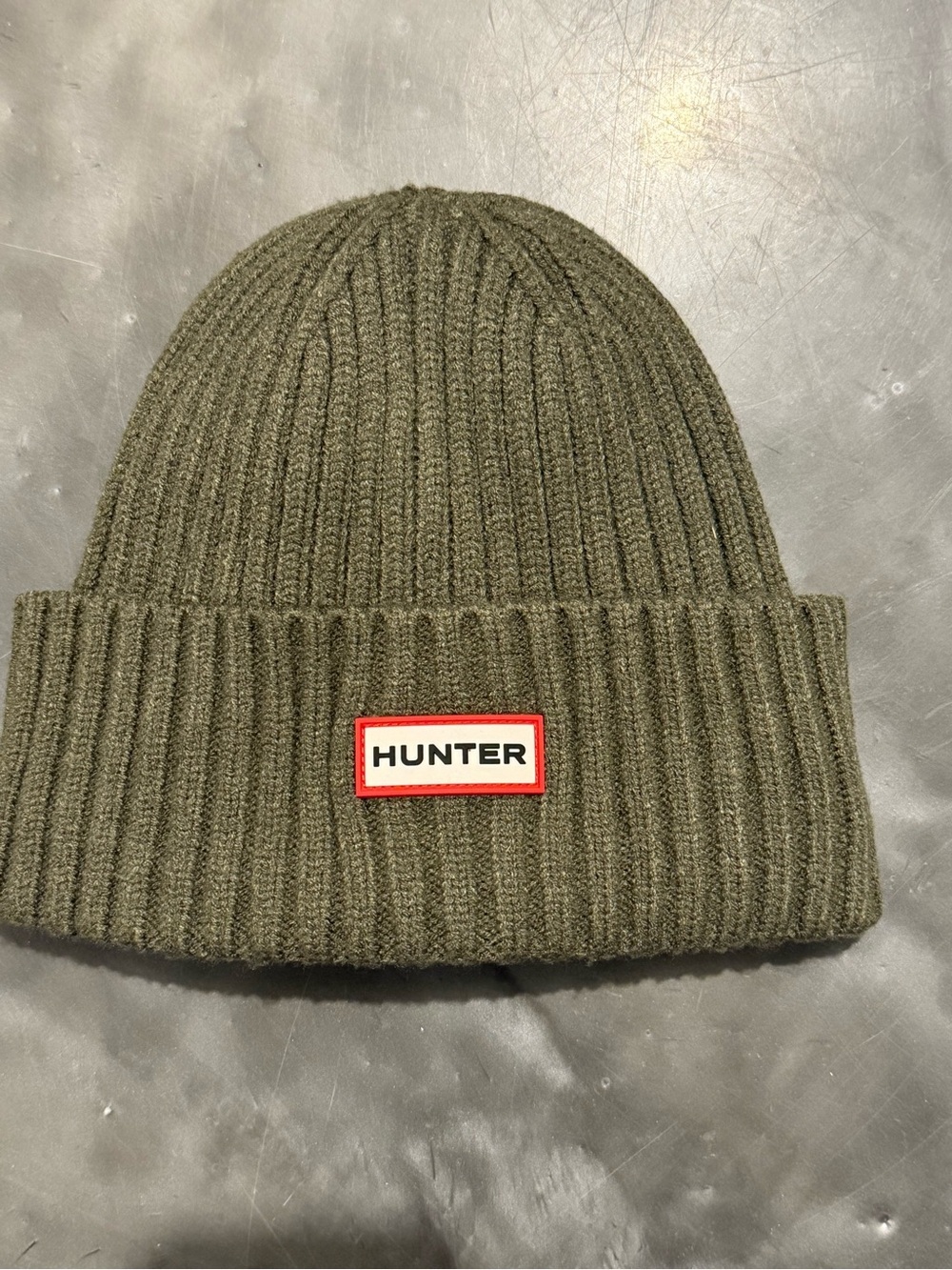 Hunter Olive Ribbed Cuff Beanie with Logo Patch - Picture 2 of 3